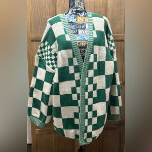 NWT. Jen & Co. Green and White Checkered Cardigan.